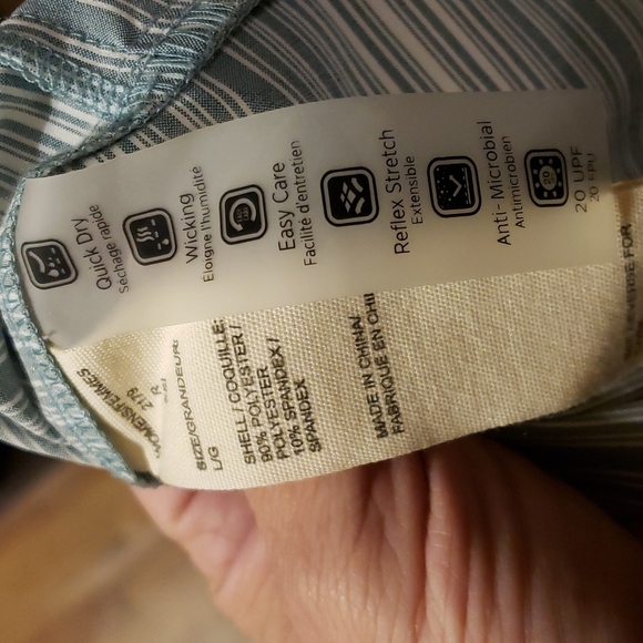 Woolrich quick dry moisture wicking green striped convertible sleeve button up - Picture 7 of 7